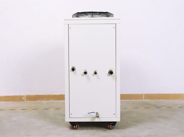5HP Boxed Air Cooled Water Chiller – grey4