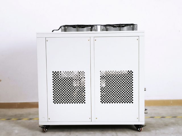 5HP Boxed Air Cooled Water Chiller – White8