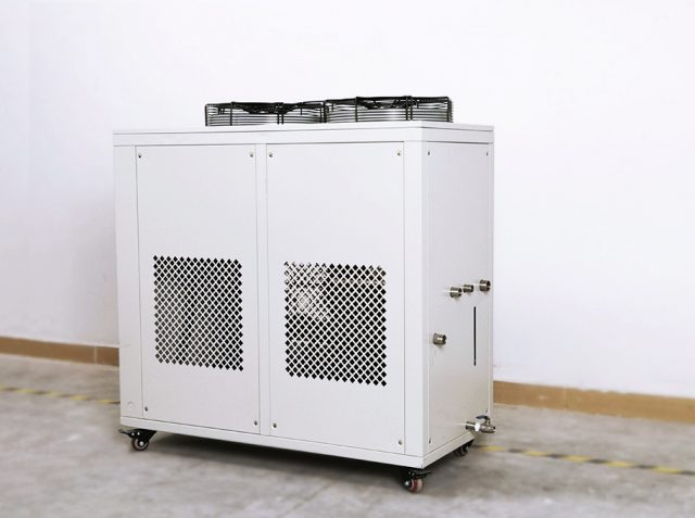 5HP Boxed Air Cooled Water Chiller – White7