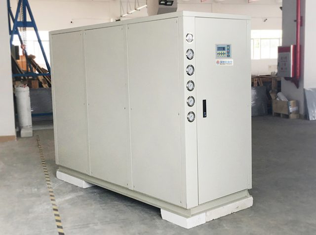 40HP Boxed Water Cooled Chiller9
