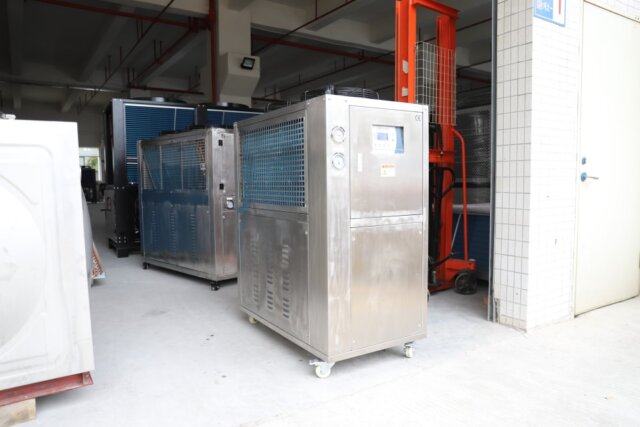 05a stainless steel cover water chiller front
